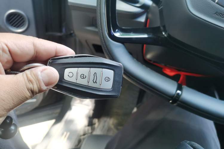 Used Geely Auto Emgrand X7 Sport 2023 Boyue COOL 1.5TD Smart Connect+ Vehicle Key