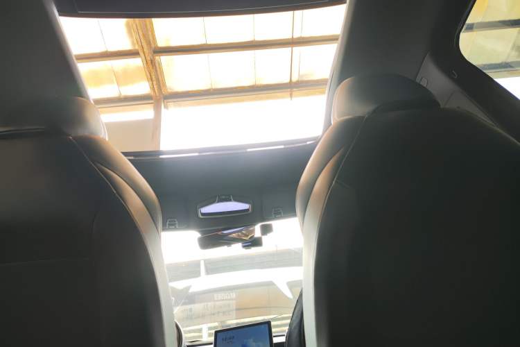 Used Geely Auto Emgrand X7 Sport 2023 Boyue COOL 1.5TD Smart Connect+ Headliner