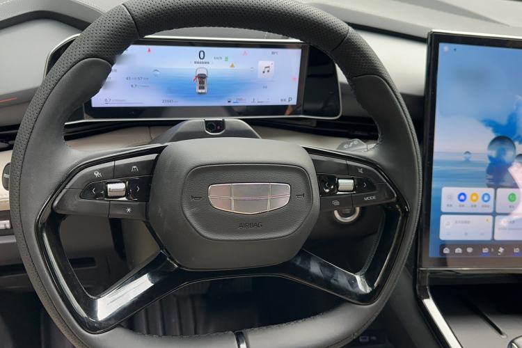Used Geely Auto Emgrand X7 Sport 2023 Boyue COOL 1.5TD ZhiZun Edition Interior 4