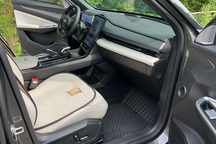 Used Geely Auto Emgrand X7 Sport 2023 Boyue COOL 1.5TD ZhiZun Edition Interior 5
