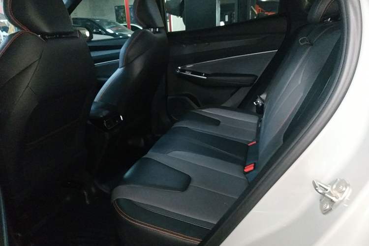 Used Geely Auto Emgrand X7 Sport 2023 Boyue COOL 1.5TD Smart Model Left Rear Seat