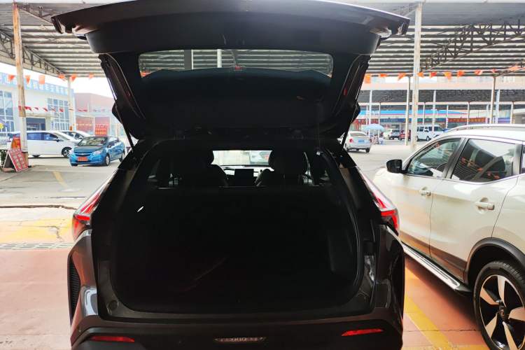Used Geely Auto Emgrand X7 Sport 2023 Boyue COOL 1.5TD Smart Connect+ Trunk