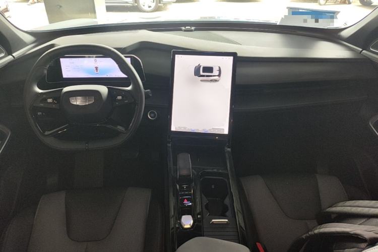 Used Geely Auto Emgrand X7 Sport 2023 Boyue COOL 1.5TD Smart Connect+ Center Console