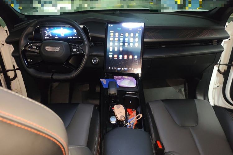 Used Geely Auto Emgrand X7 Sport 2023 Boyue COOL 1.5TD Smart Model Center Console