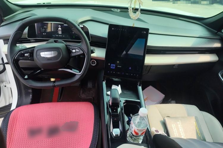 Used Geely Auto Emgrand X7 Sport 2023 Boyue COOL 1.5TD ZhiZun Edition Center Console