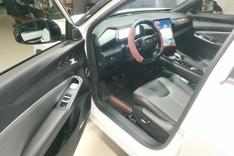 Used Geely Auto Emgrand X7 Sport 2023 Boyue COOL 1.5TD Smart Model Driver Seat