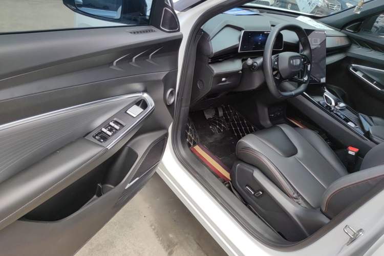 Used Geely Auto Emgrand X7 Sport 2023 Boyue COOL 1.5TD Smart Model Driver Seat