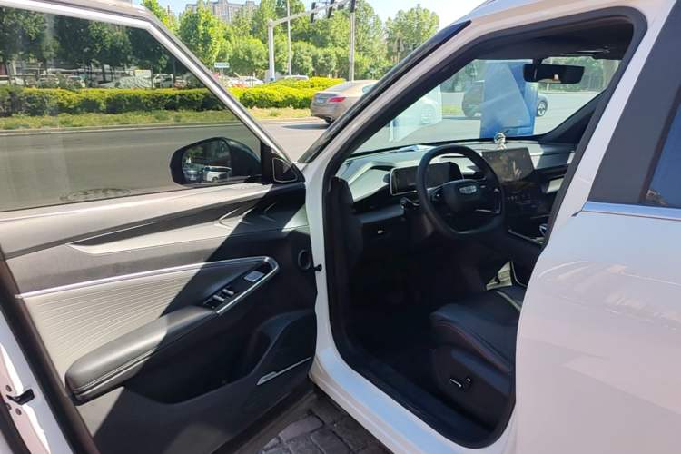 Used Geely Auto Emgrand X7 Sport 2023 Boyue COOL 1.5TD Smart Connect+ Driver Seat