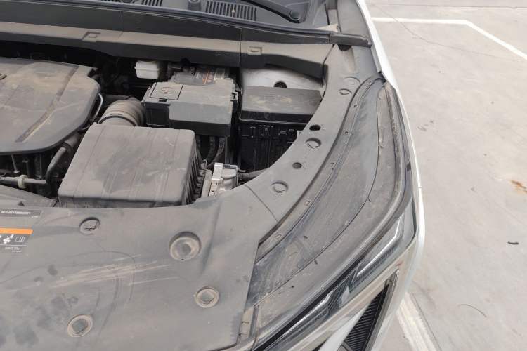 Used Geely Auto Emgrand X7 Sport 2023 Boyue COOL 1.5TD Smart Connectivity Model Engine Bay Left