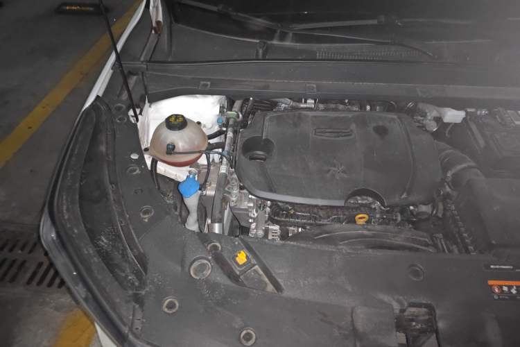 Used Geely Auto Emgrand X7 Sport 2023 Boyue COOL 1.5TD Smart Connectivity Model Engine Bay Right