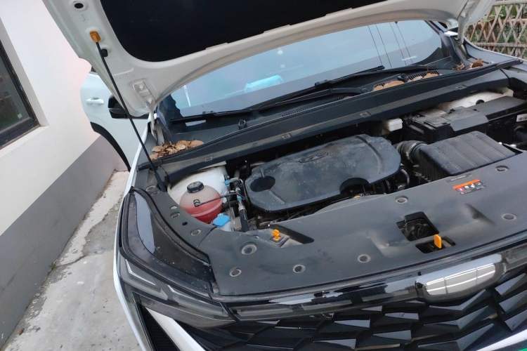 Used Geely Auto Emgrand X7 Sport 2023 Boyue COOL 1.5TD Smart Connectivity Model Engine Bay Right