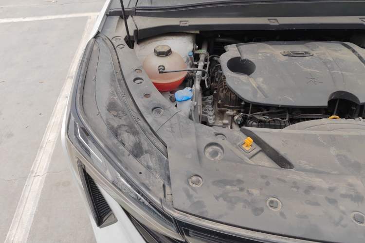 Used Geely Auto Emgrand X7 Sport 2023 Boyue COOL 1.5TD Smart Connectivity Model Engine Bay Right