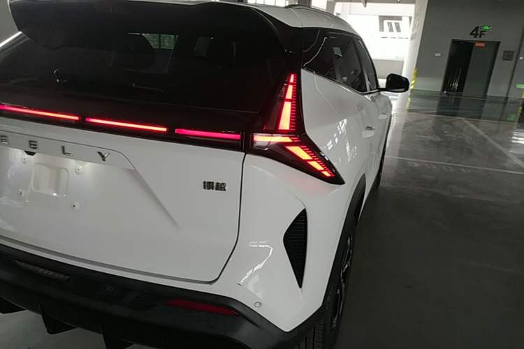 Used Geely Auto Emgrand X7 Sport 2023 Boyue COOL 1.5TD Smart Model Exterior 3