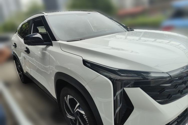 Used Geely Auto Emgrand X7 Sport 2023 Boyue COOL 1.5TD Smart Connect+ Front Right 45 Deg