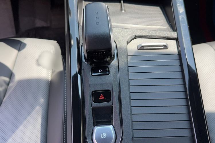 Used Geely Auto Emgrand X7 Sport 2023 Boyue COOL 1.5TD Friend Edition Gear Lever