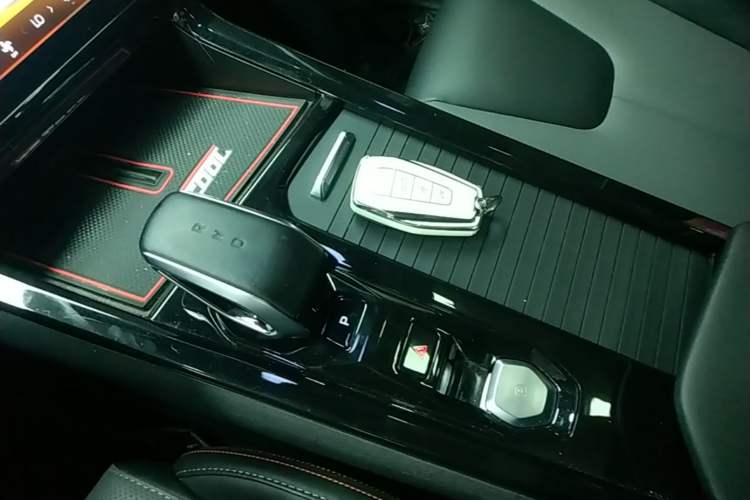 Used Geely Auto Emgrand X7 Sport 2023 Boyue COOL 1.5TD Smart Model Gear Lever