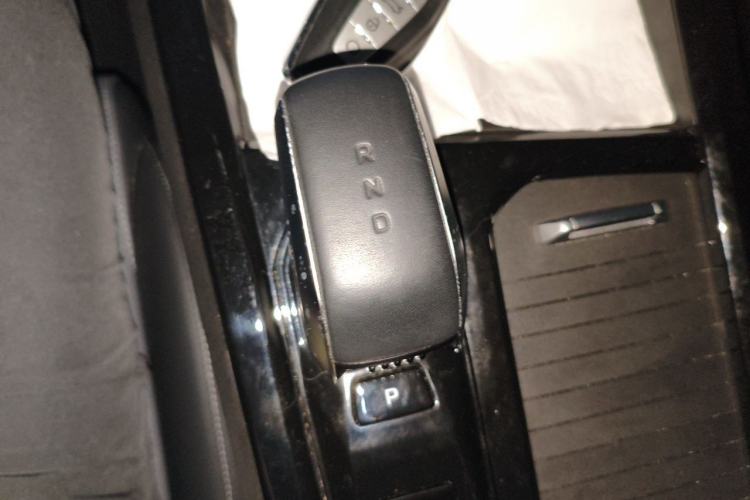 Used Geely Auto Emgrand X7 Sport 2023 Boyue COOL 1.5TD Smart Connect+ Gear Lever