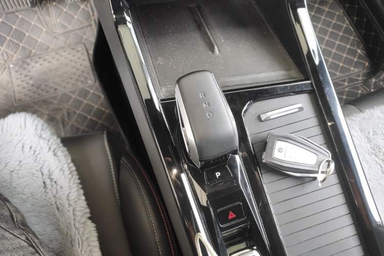 Used Geely Auto Emgrand X7 Sport 2023 Boyue COOL 1.5TD Smart Connect+ Gear Lever