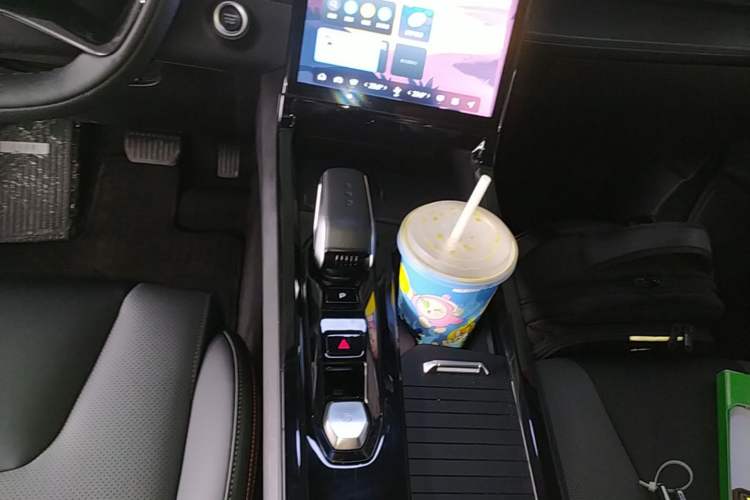 Used Geely Auto Emgrand X7 Sport 2023 Boyue COOL 1.5TD Smart Model Gear Lever