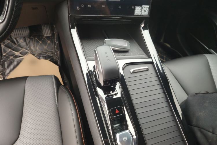 Used Geely Auto Emgrand X7 Sport 2023 Boyue COOL 1.5TD Smart Connect+ Gear Lever