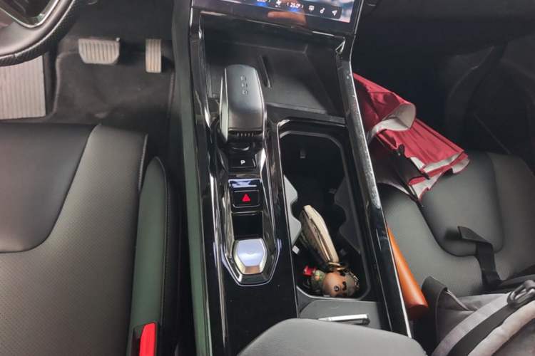 Used Geely Auto Emgrand X7 Sport 2023 Boyue COOL 1.5TD Smart Connect+ Gear Lever