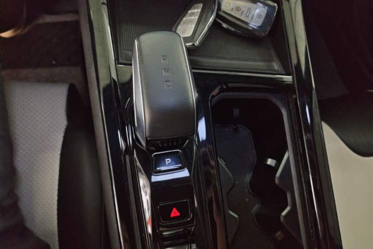 Used Geely Auto Emgrand X7 Sport 2023 Boyue COOL 1.5TD Smart Connect+ Gear Lever