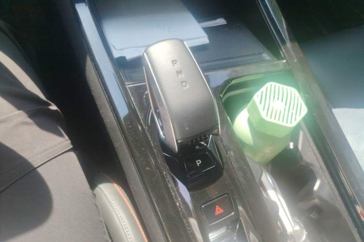 Used Geely Auto Emgrand X7 Sport 2023 Boyue COOL 1.5TD Smart Connect+ Gear Lever