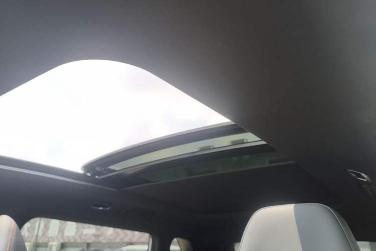 Used Geely Auto Emgrand X7 Sport 2023 Boyue COOL 1.5TD Smart Model Headliner