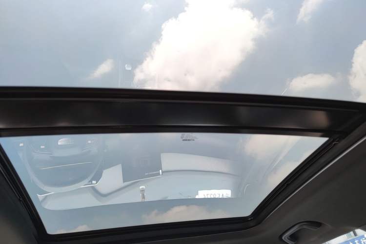 Used Geely Auto Emgrand X7 Sport 2023 Boyue COOL 1.5TD Smart Model Headliner