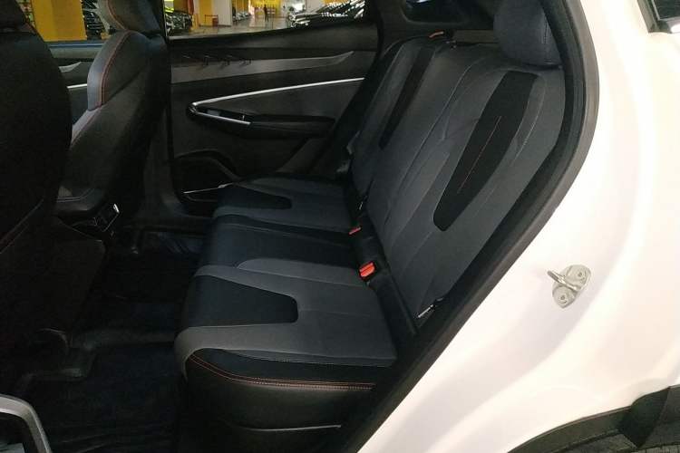 Used Geely Auto Emgrand X7 Sport 2023 Boyue COOL 1.5TD Smart Connectivity Model Interior 4