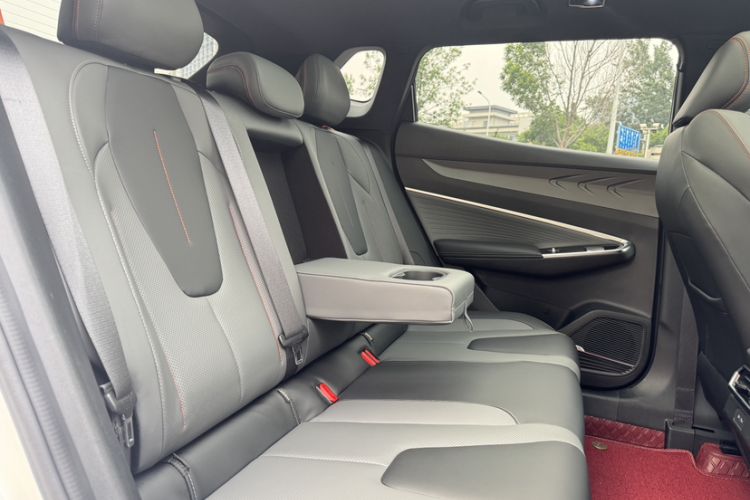 Used Geely Auto Emgrand X7 Sport 2023 Boyue COOL 1.5TD Smart Model Interior 9