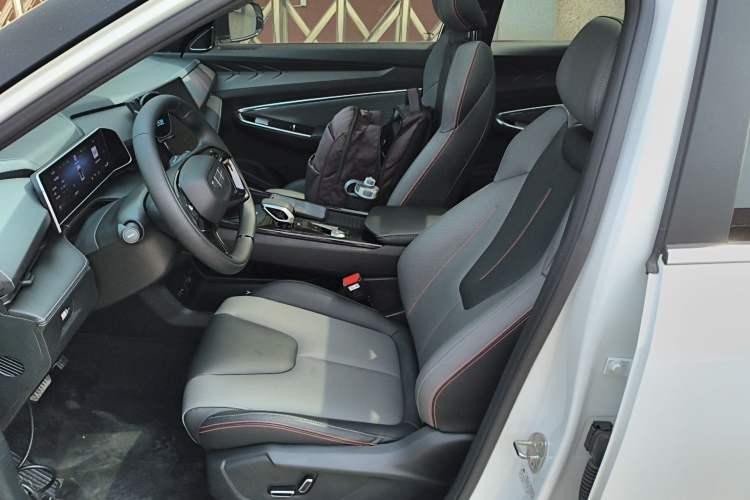 Used Geely Auto Emgrand X7 Sport 2023 Boyue COOL 1.5TD Smart Model Left Front Seat