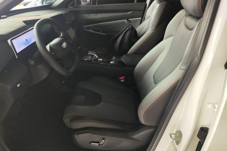 Used Geely Auto Emgrand X7 Sport 2023 Boyue COOL 1.5TD Smart Connect+ Left Front Seat