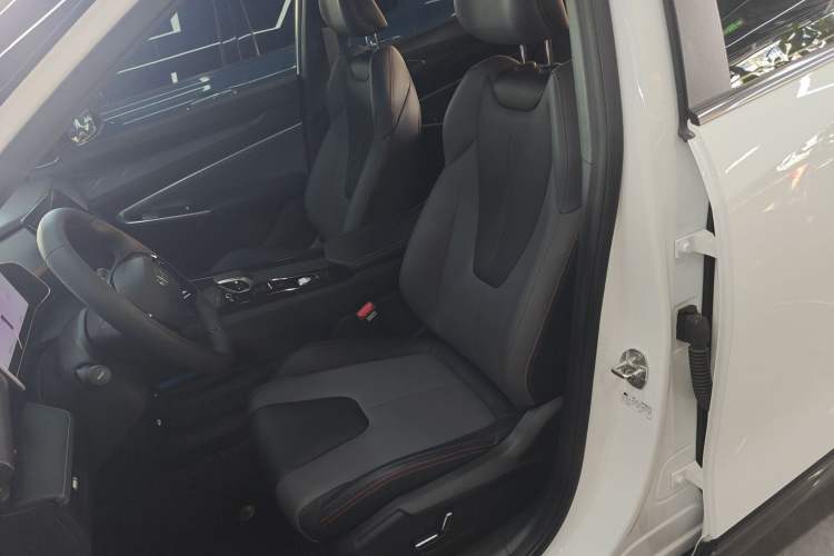 Used Geely Auto Emgrand X7 Sport 2023 Boyue COOL 1.5TD Smart Connect+ Left Front Seat
