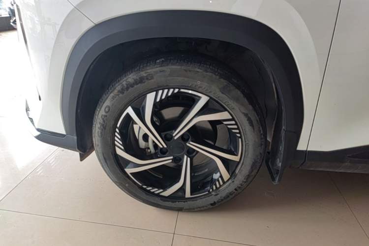 Used Geely Auto Emgrand X7 Sport 2023 Boyue COOL 1.5TD Smart Model Left Front Wheel Hub