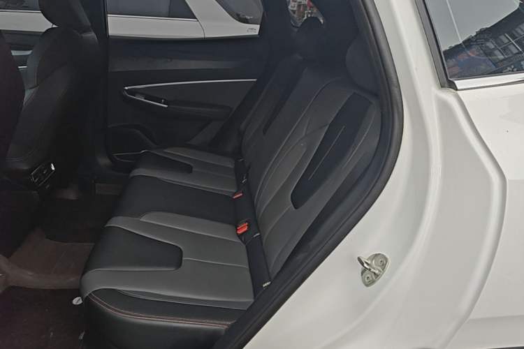 Used Geely Auto Emgrand X7 Sport 2023 Boyue COOL 1.5TD Smart Connect+ Left Rear Seat