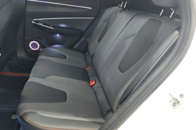 Used Geely Auto Emgrand X7 Sport 2023 Boyue COOL 1.5TD Smart Connect+ Left Rear Seat