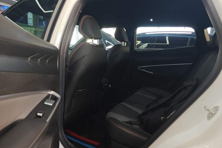 Used Geely Auto Emgrand X7 Sport 2023 Boyue COOL 1.5TD Smart Connect+ Left Rear Seat