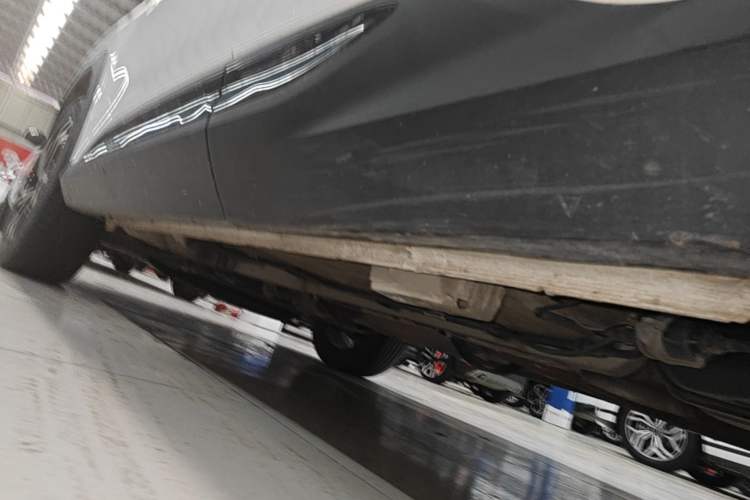 Used Geely Auto Emgrand X7 Sport 2023 Boyue COOL 1.5TD Smart Connect+ Left Side Sill