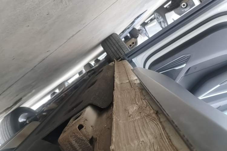 Used Geely Auto Emgrand X7 Sport 2023 Boyue COOL 1.5TD Smart Model Left Side Sill