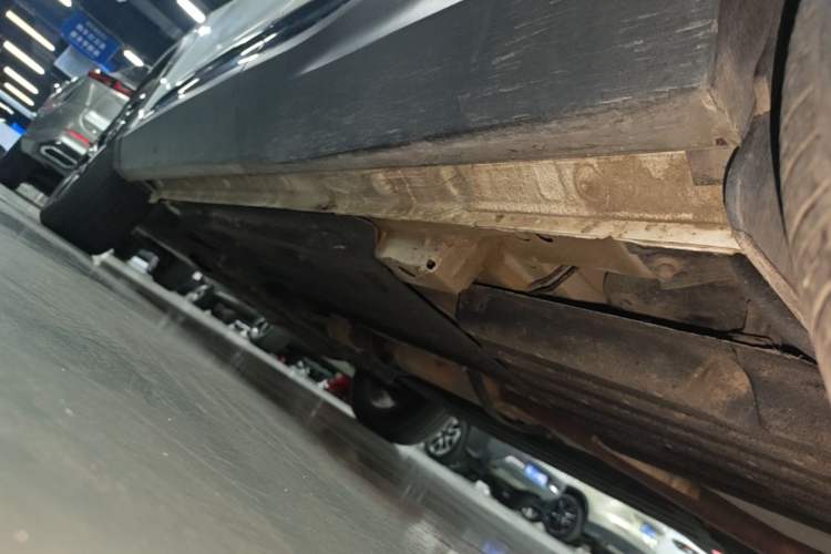 Used Geely Auto Emgrand X7 Sport 2023 Boyue COOL 1.5TD Smart Model Left Side Sill