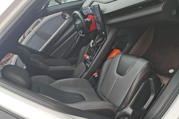 Used Geely Auto Emgrand X7 Sport 2023 Boyue COOL 1.5TD Smart Connect+ Right Front Seat