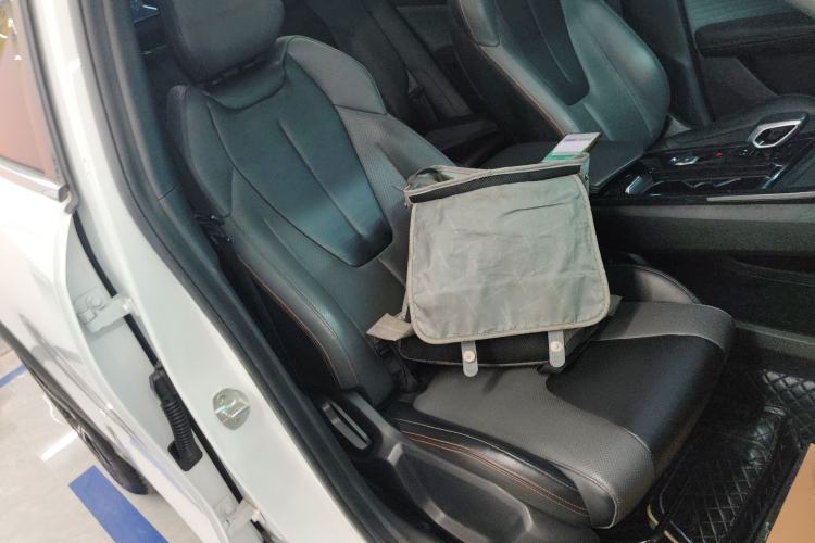 Used Geely Auto Emgrand X7 Sport 2023 Boyue COOL 1.5TD Smart Model Right Front Seat