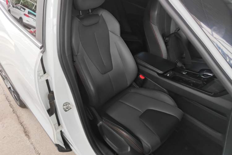Used Geely Auto Emgrand X7 Sport 2023 Boyue COOL 1.5TD Smart Model Right Front Seat