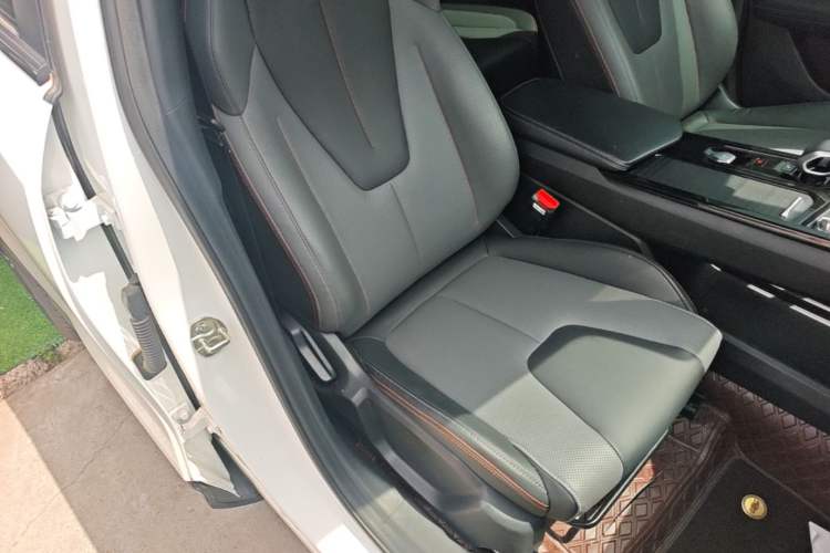Used Geely Auto Emgrand X7 Sport 2023 Boyue COOL 1.5TD Smart Model Right Front Seat