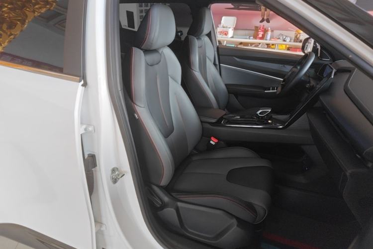 Used Geely Auto Emgrand X7 Sport 2023 Boyue COOL 1.5TD Smart Connectivity Model Right Front Seat