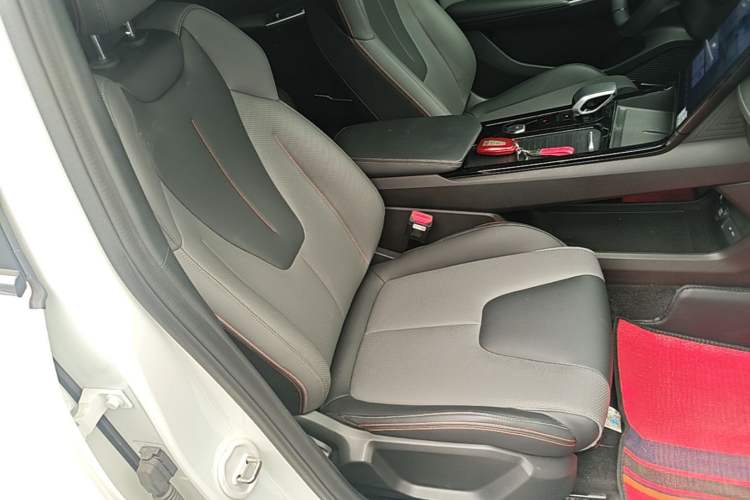 Used Geely Auto Emgrand X7 Sport 2023 Boyue COOL 1.5TD Smart Model Right Front Seat