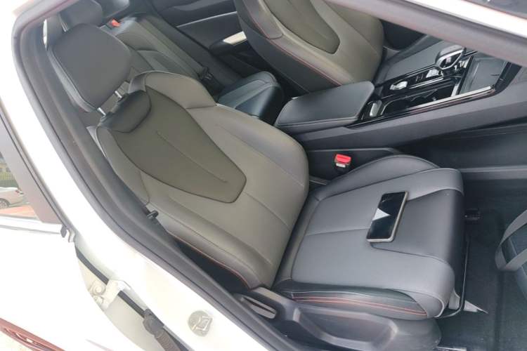 Used Geely Auto Emgrand X7 Sport 2023 Boyue COOL 1.5TD Smart Connect+ Right Front Seat