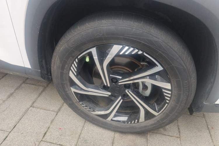 Used Geely Auto Emgrand X7 Sport 2023 Boyue COOL 1.5TD Friend Edition Right Front Wheel Hub