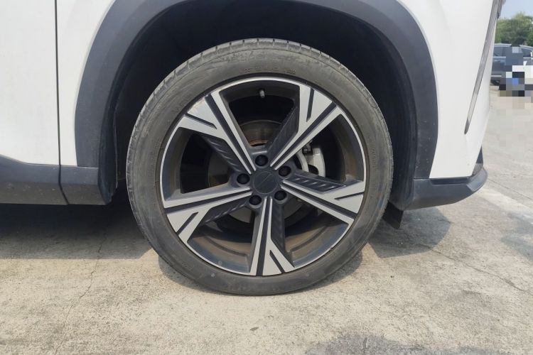 Used Geely Auto Emgrand X7 Sport 2023 Boyue COOL 1.5TD ZhiZun Edition Right Front Wheel Hub